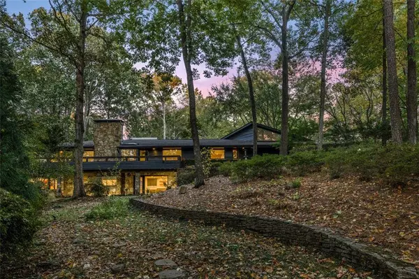 145 RIVER NORTH CIR, Atlanta, GA 30328