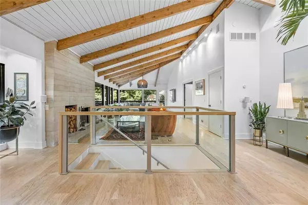 145 RIVER NORTH CIR, Atlanta, GA 30328