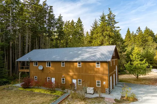 4591 N Lyon RD, Oak Harbor, WA 98277