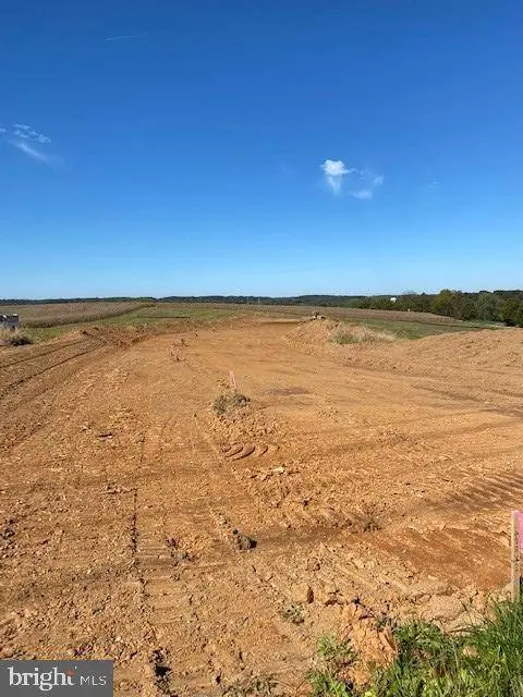 2 CLAS DR, Eldersburg, MD 21784