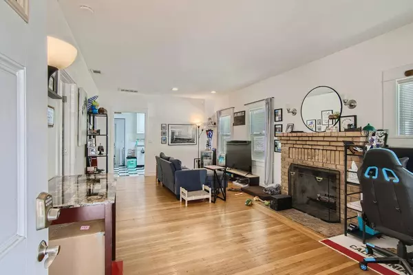 3874 3rd AVE, Sacramento, CA 95817