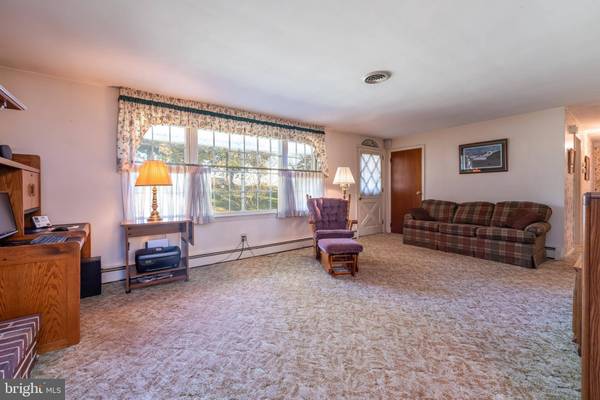 830 STORE RD, Harleysville, PA 19438