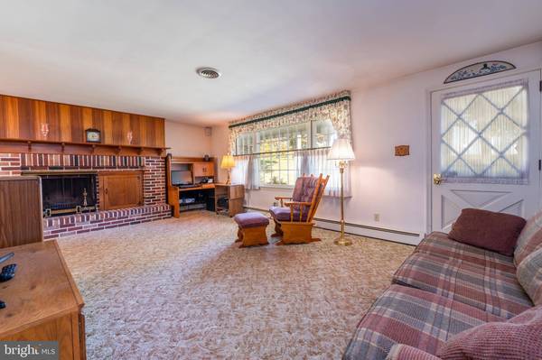 830 STORE RD, Harleysville, PA 19438