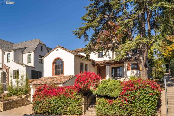 998 Longridge Rd, Oakland, CA 94610