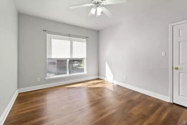 5151 ETTA ST #3-E, Baton Rouge, LA 70820