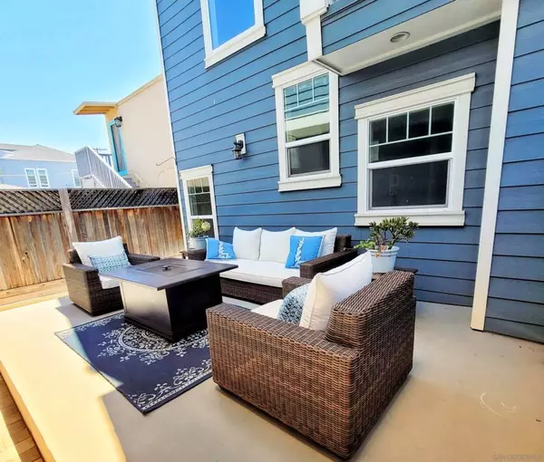 741 D Ave, Coronado, CA 92118