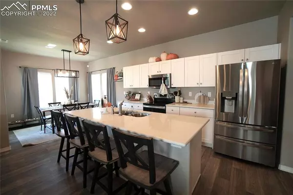 4431 Gneiss LOOP, Colorado Springs, CO 80938