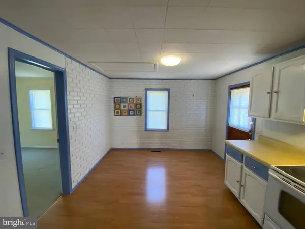 9 W 4TH ST, Blades, DE 19973