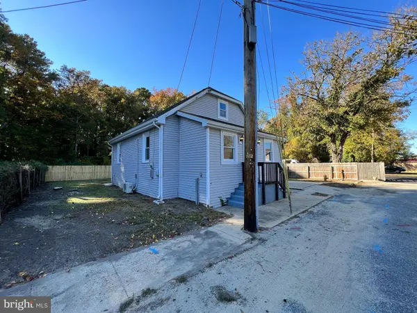 14 JOHNSON, Blades, DE 19973