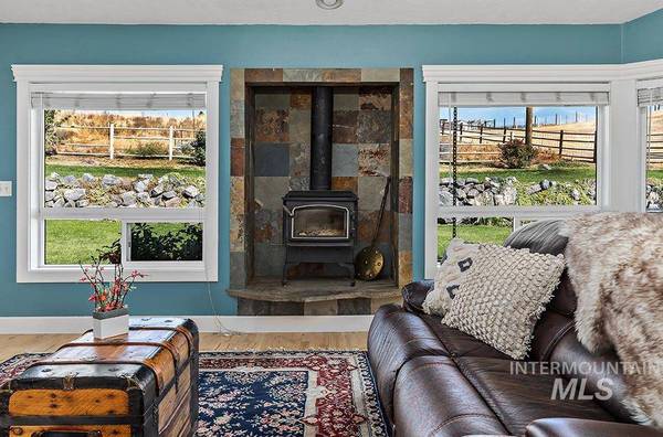 2576 Sand Hollow Rd, Caldwell, ID 83607