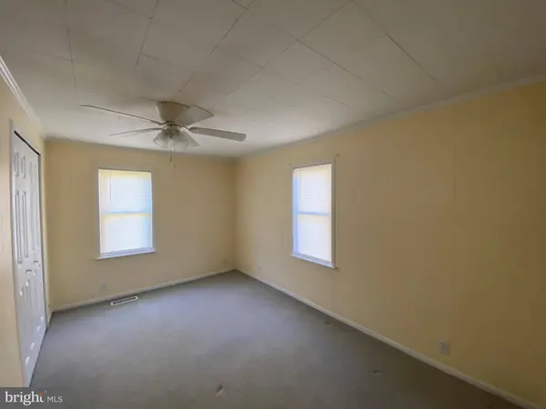 9 W 4TH ST, Blades, DE 19973