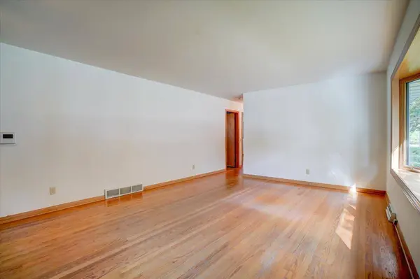 506 Acewood Blvd, Madison, WI 53714