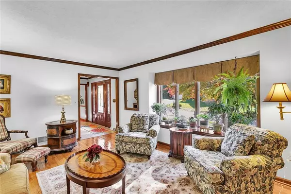 1222 Country Oak Dr, Wexford, PA 15090