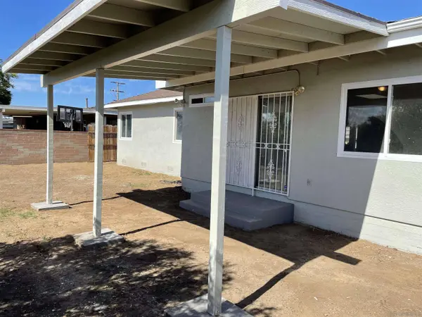 5127 Reynolds Street, San Diego, CA 92114