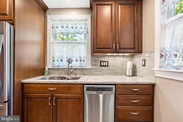 214 HOMEWOOD RD, Linthicum Heights, MD 21090