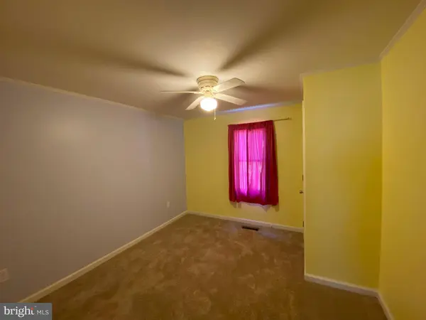 9 W 4TH ST, Blades, DE 19973