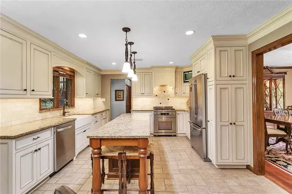 1222 Country Oak Dr, Wexford, PA 15090