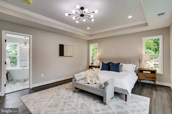 11115 HILLSDALE DR, Kensington, MD 20895