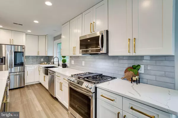 11115 HILLSDALE DR, Kensington, MD 20895