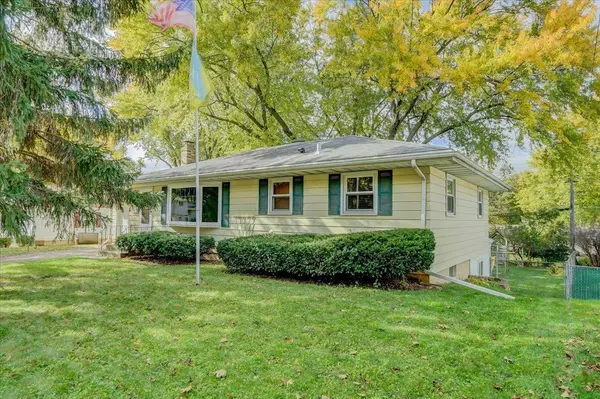 506 Acewood Blvd, Madison, WI 53714