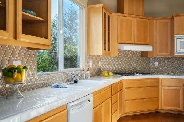 724 Chesterfield WAY, Rocklin, CA 95765