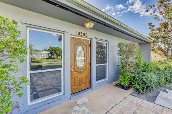 9396 Birmingham DR, Palm Beach Gardens, FL 33410