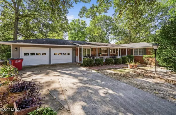 4260 Holly Hill Drive, Macon, GA 31216