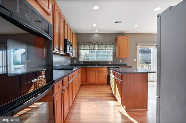 48 FLAGSTAFF CIR, Martinsburg, WV 25405