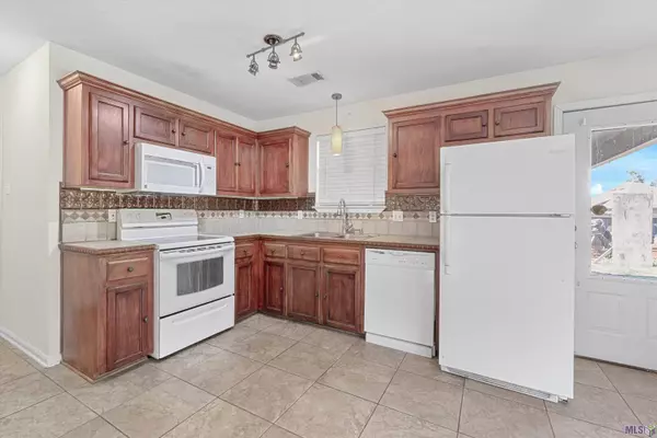 7510 JACKIE CT, Addis, LA 70710