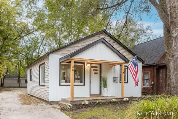 46 Walter SE Street, Wyoming, MI 49548