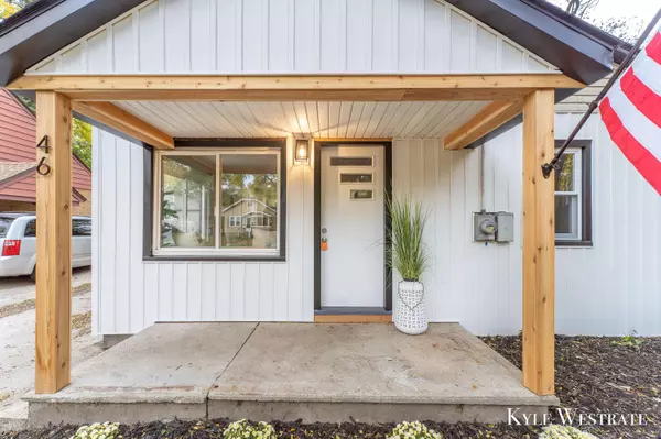 46 Walter SE Street, Wyoming, MI 49548