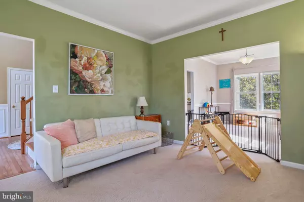 436 SPYGLASS HILL DR, Charles Town, WV 25414