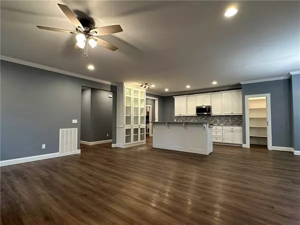 11 Pennine Lane, Bella Vista, AR 72714