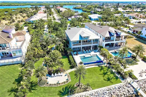 6626 SURFSIDE BLVD, Apollo Beach, FL 33572