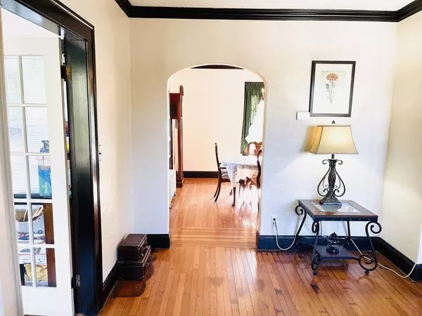 263 Maple Ave, Shrewsbury, MA 01545