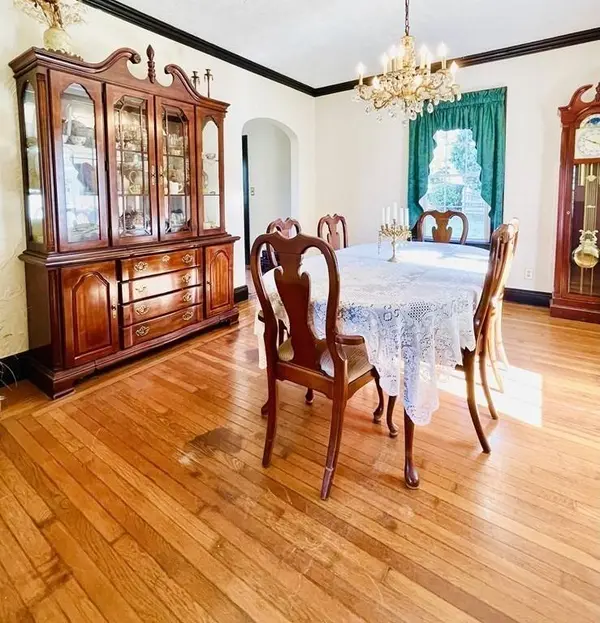 263 Maple Ave, Shrewsbury, MA 01545