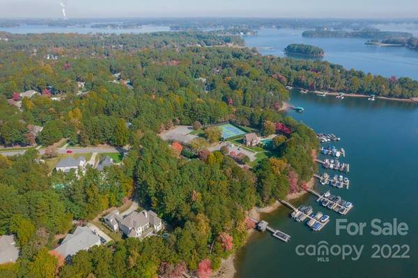 24 Silver Jade DR #24, Denver, NC 28037