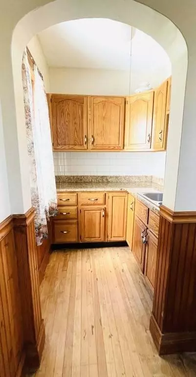 263 Maple Ave, Shrewsbury, MA 01545