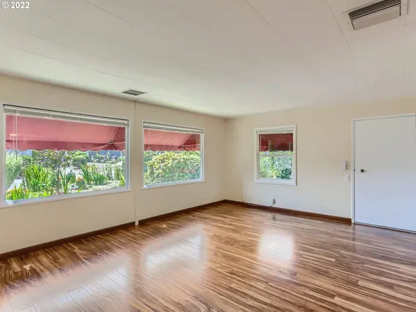 11671 SW ROYAL VILLA DR, Tigard, OR 97224