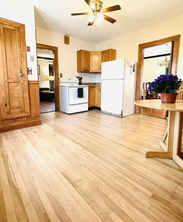 263 Maple Ave, Shrewsbury, MA 01545