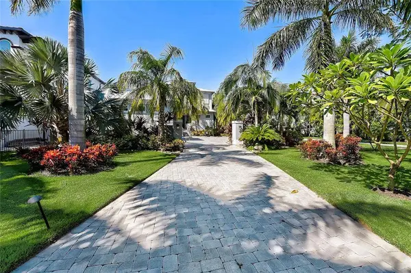 6626 SURFSIDE BLVD, Apollo Beach, FL 33572