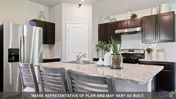 927 MICHIGAN AVE, Port Allen, LA 70764