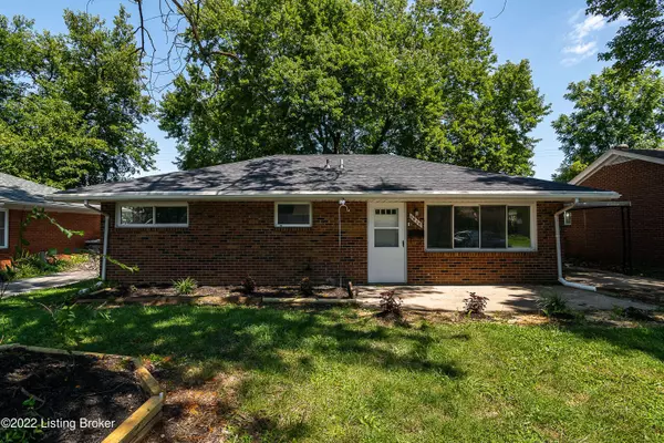 1010 Sharon Dr, Jeffersonville, IN 47130