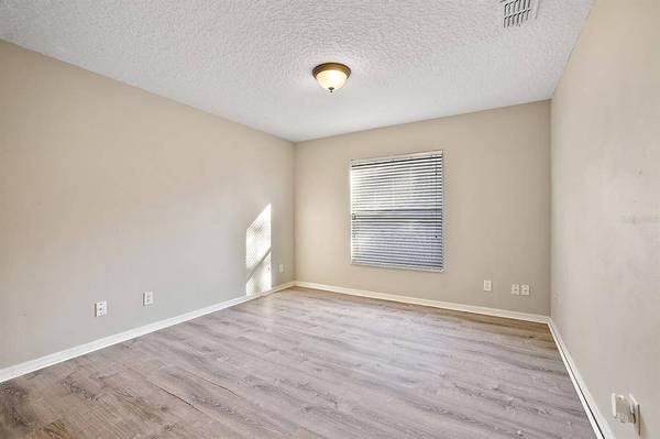 1415 OSPREY HUNT LN, Eustis, FL 32736