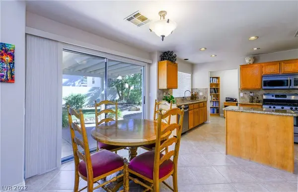 3384 Huntington Crest Court, Las Vegas, NV 89117