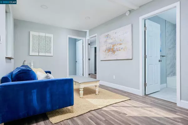 42 W Santa Fe Ave, Pittsburg, CA 94565