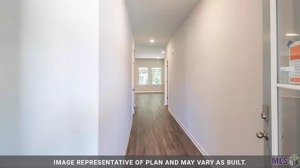 613 LAMBOT AVE, Zachary, LA 70791