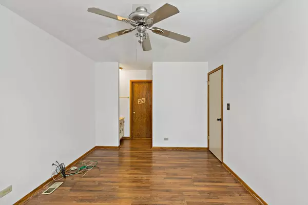 14552 Shepard DR, Dolton, IL 60419