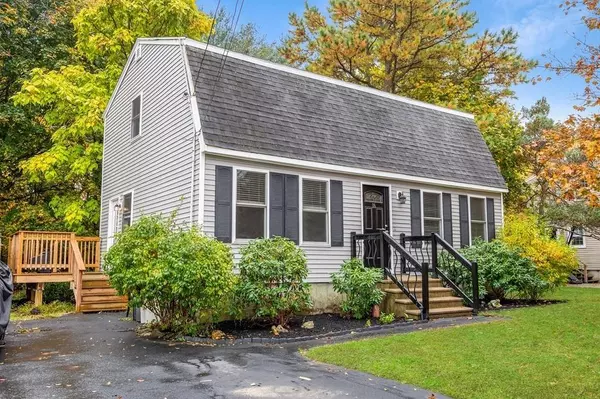 16 Portsmouth Rd, Amesbury, MA 01913