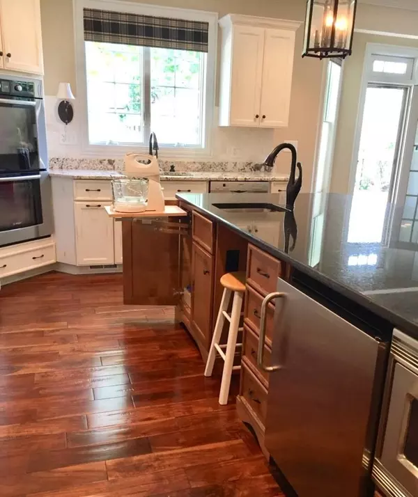 231 Keystone Avenue, River Forest, IL 60305